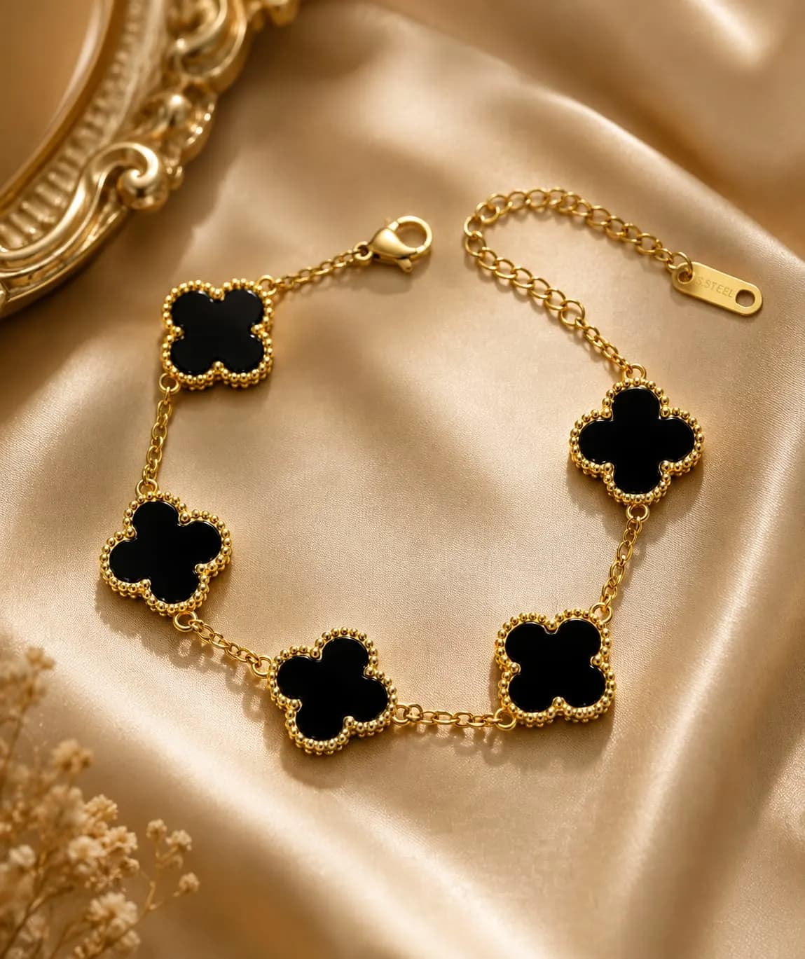 Black clover bracelet